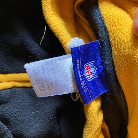 2XL Pittsburgh Steelers NFL fleece like Reebok pullover jacket women’s - Picture 6 of 7